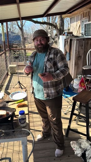 Bacon and cream cheese patty melts cold coors and some CCR playing it’s hard to beat! Yall check it out! #louisiana #cooking #magnalite #castiron