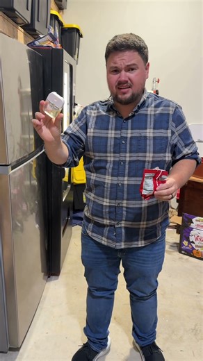 Fart spray hand sanitizer prank on husband 😂 😝