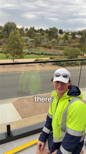 Cooper Ward on Instagram: "Old Gen vs New Gen Tradie Edition😂 #bluecollar #tradie #chippy #australia #construction #tools"