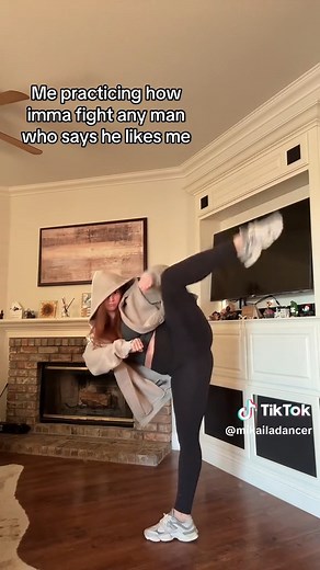 16K views · 272 reactions | Feet don’t fail me  #reels #vibes #laugh #stretch | 푀풾퓀풶풾퓁풶 푀퓊퓇퓅풽퓎 | Facebook