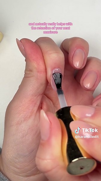 Builder Gel Manicures: The Ultimate Guide