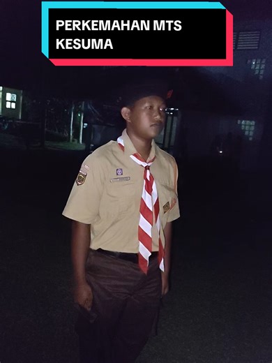 Persiapan penyalaan api unggun