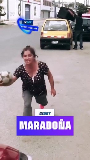 2M views · 74K reactions | Y quién dice, que no dominan la redonda, la caprichosa, con harto  Se hace viral las dominadas de Doña Maradoña ¡Convócala, Fossati! ⚽️ #Deportes #FútbolFemenino #Fútbolperuano | Dimensión Deportiva - Ica | Facebook