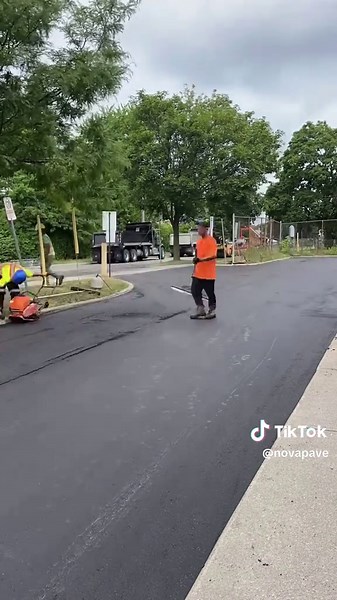 Asphalt Paving Basics: Essential Techniques and Tips