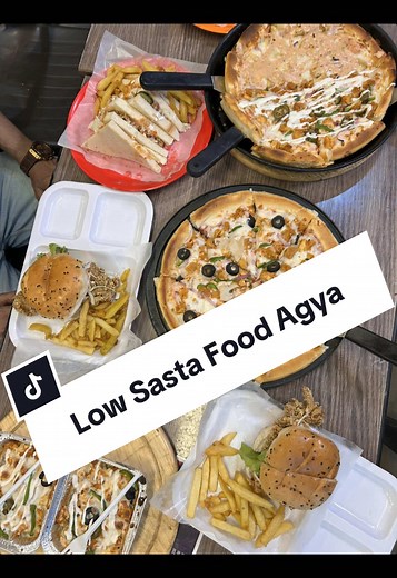 Exploring Low Budget Street Foods at It's Pizza Park