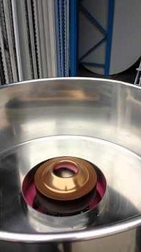 How to use a fairy floss machine
