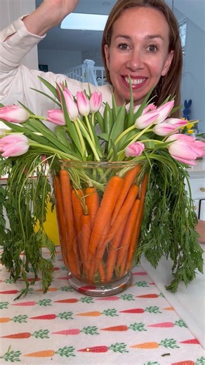 132K views · 420 reactions | Spring centerpiece Hack!! 凌 hack for making your TULIPS last longer!!1) put a pin in the stem 2) take of the bottom leaves 3) add an old copper penny to the vase Also how great does this look with carrots? #hack | At Home With Shannon | Facebook