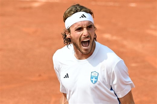 Tsitsipas Shocks Tennis World With Verbal Abuse Against His Father - GreekReporter.com