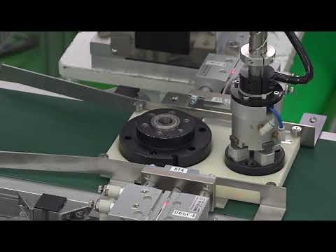 自動車部品組み立て自動化デモ （ソリューションフェア2018 芝浦機械）