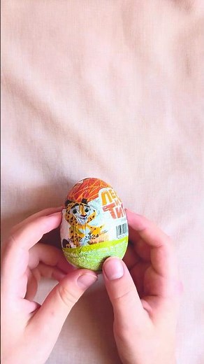 What’s Inside? Kid Gently Unboxes ASMR Surprise Toys