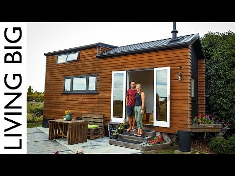 This Couple's DIY Tiny House Is A Real Stunner