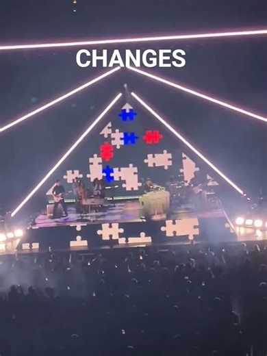 Charlie Puth performs 'CHANGES' live in San Diego 2026
