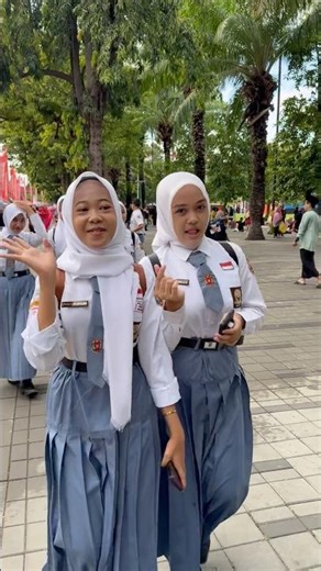 The atmosphere of Kuntulan Ewon Taman Blambangan #videoshort #kuntulanewon