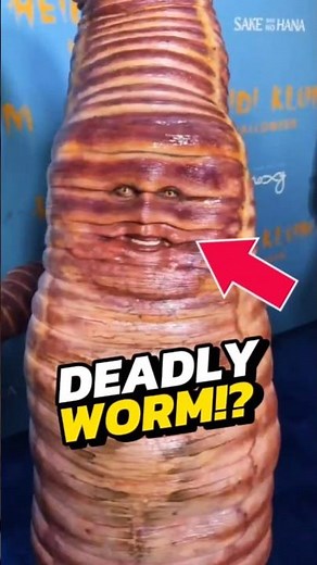 If You See a Giant Worm Crawling, RUN IMMEDIATELY! 😨