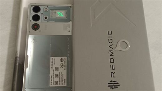 红魔10Pro  sim卡槽打不开