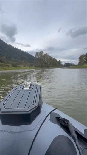 🚀 Prototype Speed Test Success! 💪 Meet our new Stryker Jet Tunnel RIB 420 — equipped with full UHMW by @highcalibercustomjetboats and TPU bottom protection for unmatched durability and performance. Tested at Sumas River, this prototype hit a top speed of 30 MPH (≈50 KM/H) powered by a Mercury 60/40 Jet Outboard — and it performed flawlessly. ⚡ This build represents the next evolution in shallow-water performance — tough, fast, and ready for adventure. #StrykerBoats #JetTunnelRIB380 #HighCalibe