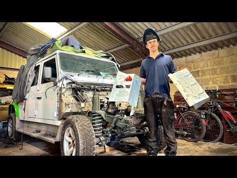 Hidden Rust & New Floors! Land Rover Defender Rebuild