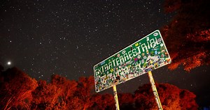 Snowden cuenta lo que sabe sobre el Área 51 y los extraterrestres. Malas noticias para los creyentes