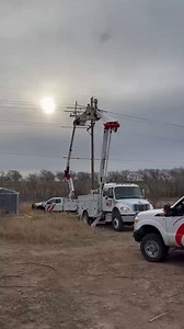 73K views · 1.2K reactions | Power restoration efforts continue today as our teams have been working around the clock to assess damage from the extreme weather yesterday and begin repairs. Crews were able to restore power to nearly 40,000 customers last night, and will continue repair and restoration efforts until all Xcel Energy customers are restored. | Xcel Energy Texas | Facebook