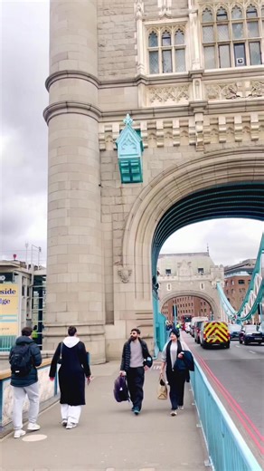 Unfreezing Your CapCut Account: A London Life Guide