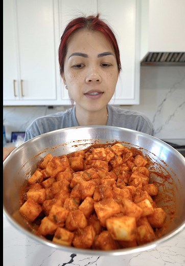 Radish Kimchi Recipe: How to Make KKAKDUGI