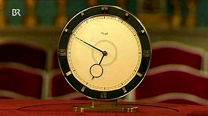 Kienzle-Tischuhr: Zeitlos schön