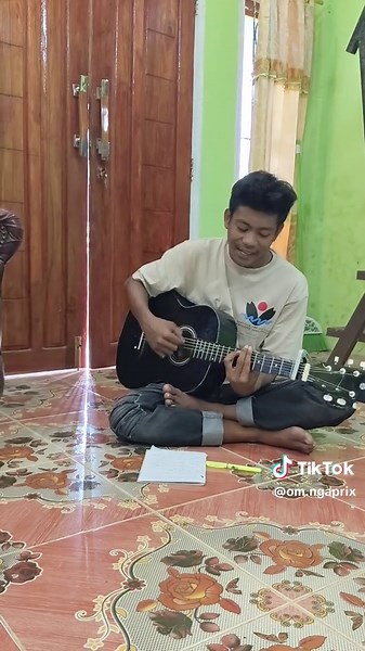 Lagu Bima: Kumpulan Nyanyian Penuh Emosi