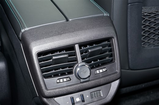 1.8T+手自一体(AT)，标致5008购车手册