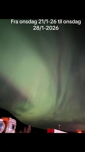 #fyp #norwegiantrucking #scaniav8 #northernlights #aurora