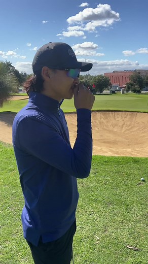 How to Land a Flop Shot in Golf - Tips and Techniques