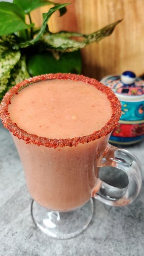 Eat Delicious on Instagram: "Chilli Guava Drink/ Healthy Refreshing Drink Recipe 🥂 Ingredients- Guava 1 Chilli powder 1/2 tsp Sugar 1 tbsp Black Salt 1/2 tsp Roasted Cumin Powder 1 tsp Water #drinks #drinks🍹 #summervibes #summertime #refreshingdrink #guava #guavajuice #summerdrink #juice"