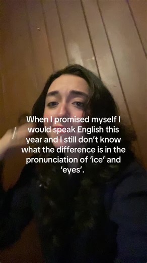 Mastering English Pronunciation: Eyes vs. Ice Sounds