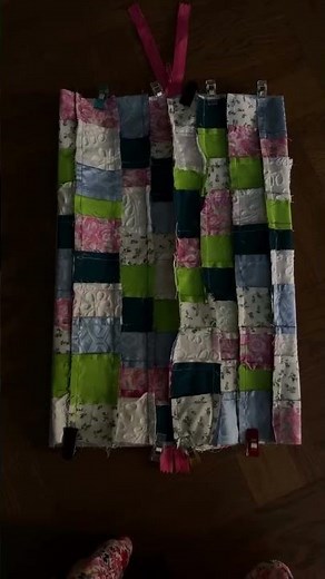 Super einfaches Tutorial für eine Kosmetiktasche 🧵✂️ Befolgt einfach die Schritte im Video –