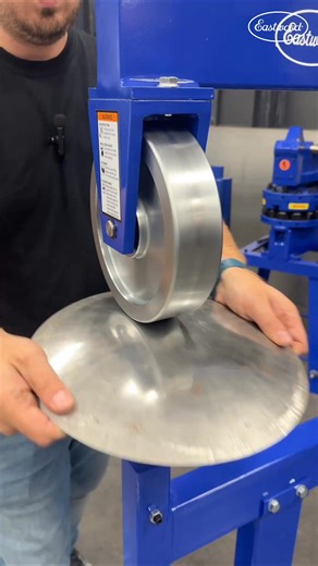 Shape steel or aluminum with precision. With 6 radiused anvils, a welded frame, and a 27.95” throat, the Eastwood English Wheel makes metal shaping smooth, accurate, and repeatable. | Eastwood