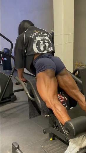 Meet Carol Cardoso #academia #fitness #motivation #muscle #legs #glutes #aesthetic #ebony