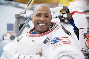 Smithsonian Collaborates With NASA Astronaut Victor Glover