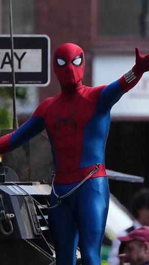 64K views · 1.5K reactions | Tom Holland Injured On The Set of Spider-Man: Brand New Day  #marvel #spiderman #tomholland #mcu #spidermanbradnewday | Top 10 Nerd | Facebook