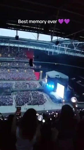 BTS 💜 Wembley Day 2, amazing memories! #btsarmy #jhope #jungkook #RM #suga #v #jimin #jin #wembleystadium #london