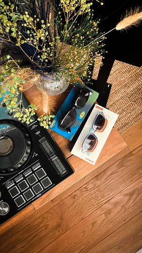 Charlie | KIT 1 : Pioneer DJ - DDJ-FLX4 299€ Plugger Studio - DJH40 49€ Kreate 3 : 159€ la paire Total = 507€ KIT 2 : DDJ FLX 10 - 1559€ Pioneer... | Instagram