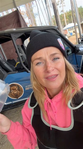 43K views · 106 reactions | IYKYK those bubbles in the bottom of your waders!! Gator Waders #new #gatorwaders #offroad #tistheseason #staydry ￼ | Mud Mom | Facebook