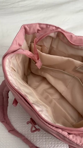 Puffy Tote Bag: The Perfect Diaper Bag for Travel