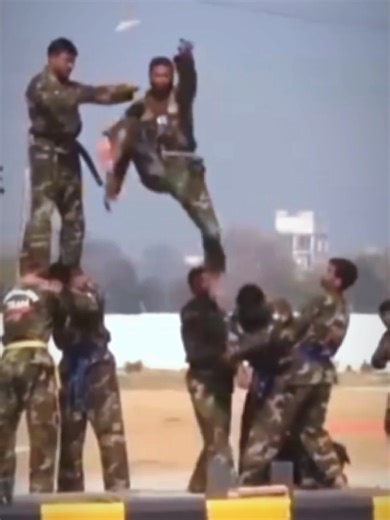 Pakistani Army Commando Training Insights