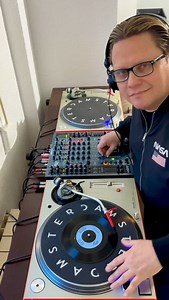 3.3K views · 1.7K reactions | “La Mezcla del Día” regalándole un...