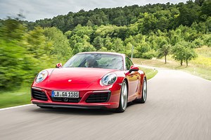 On the Road in the 2017 Porsche 911 Carrera S