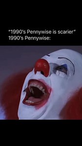 This is hilarious ngl  : The 1990s Pennywise, played by Tim Curry...