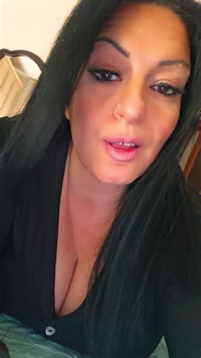 Video di 🖤Monica.85🖤 (@monica.guglielmelli) con suono originale - ☆Tommy☆