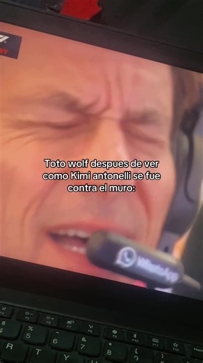 Pobre Kimi, pero amamos la reacción de toto #kimiantonelli #mercedes #formula1