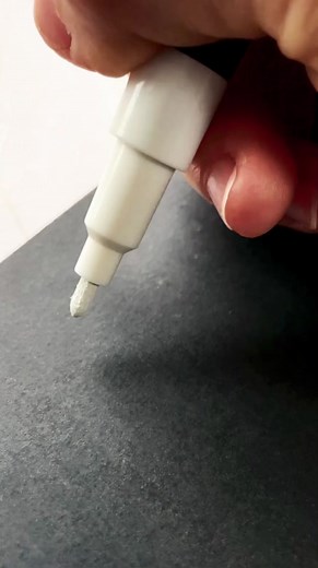 What’s your favorite chalk marker? All of my pen lovers got these in the mail this month.. the bistro! 👏🏼😍 #chalk #chalkmarker #chalkboard #penlover #lettering #chalkboardlettering #bistro #bistrochalkmarker