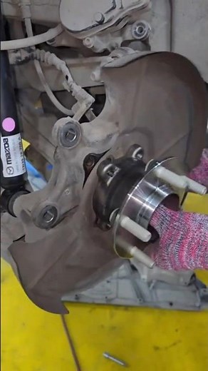 rear hub bearing replacement guide #carpart #mechanic #automobile #carrepair