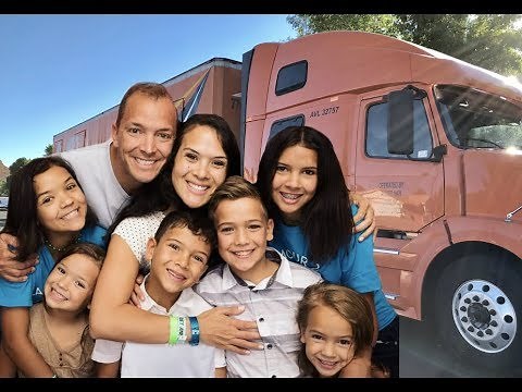 MOVING DAY!!! Our stuff is here!!